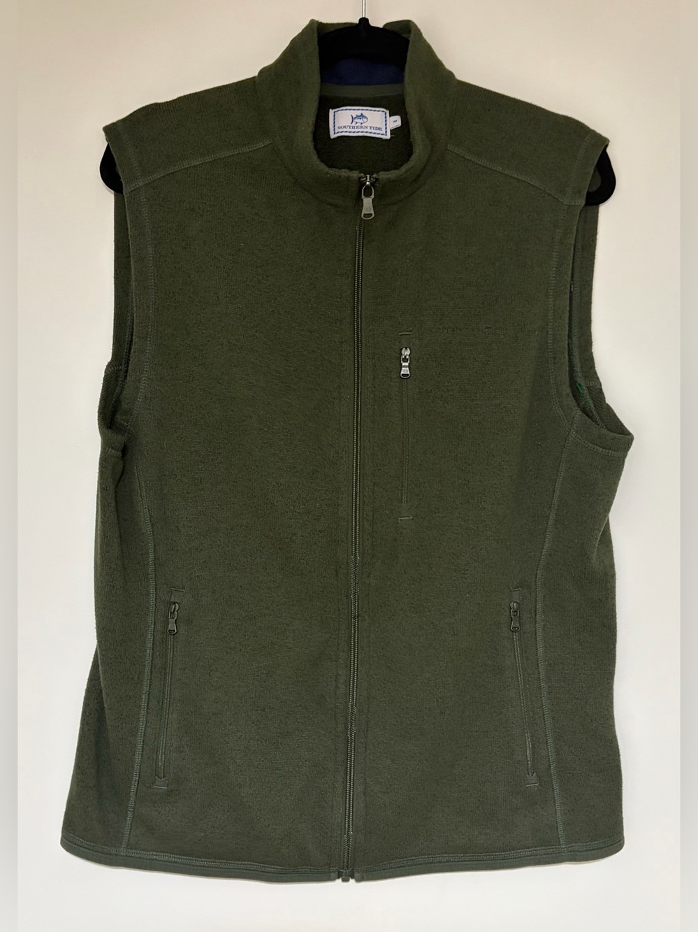 Southern Tide Men’s Green Khaki Zip Up Vest Size Medium